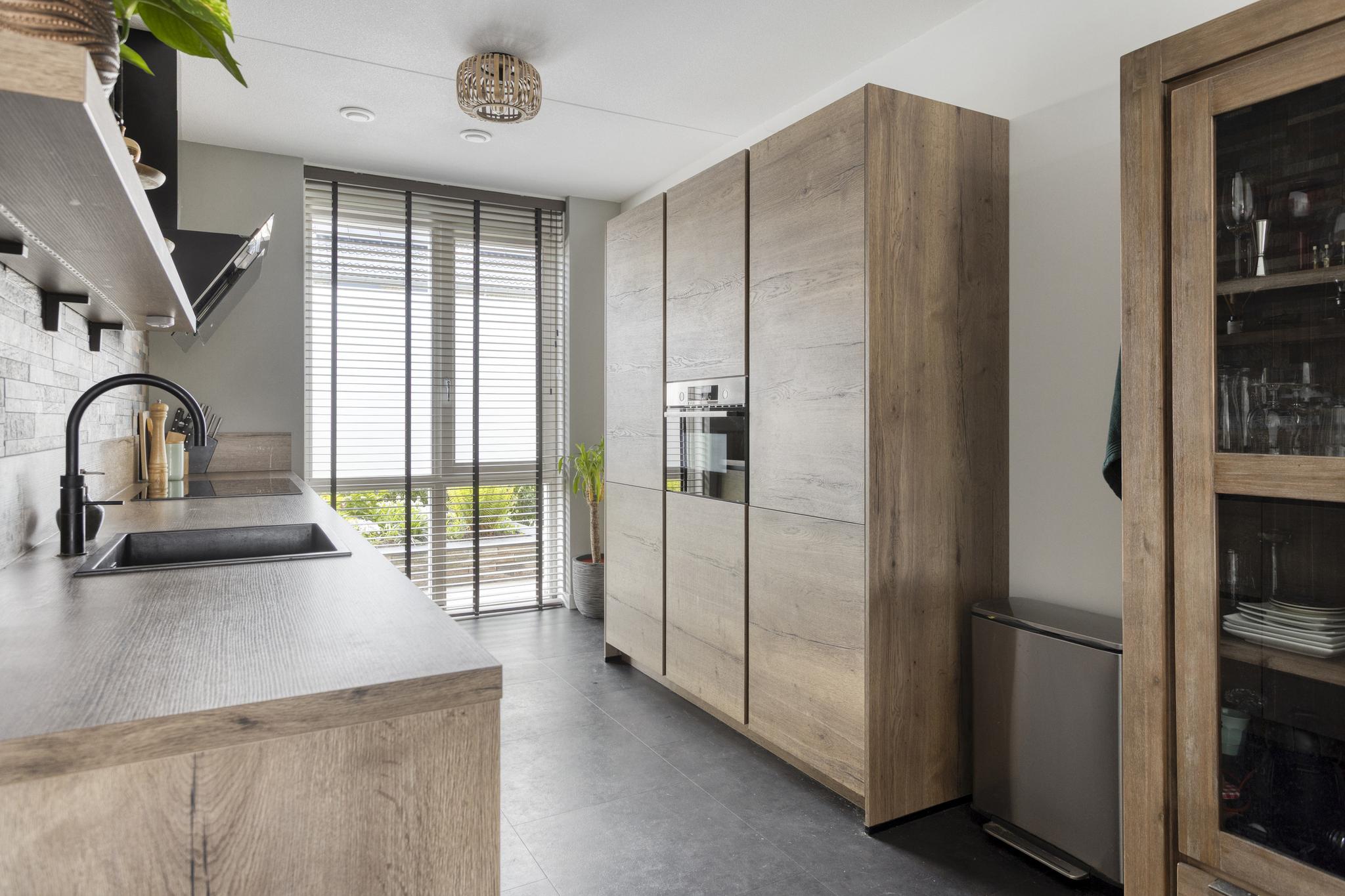 BL100456-12766-Luitenant-7,-Gorinchem-230748534