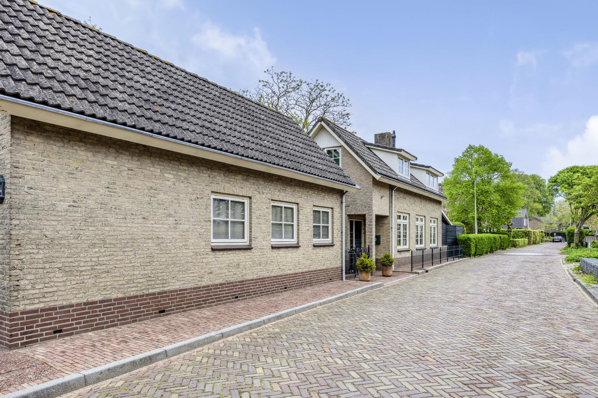 BL100460-12150-Dorpsstraat-3,-Aalst-226559246