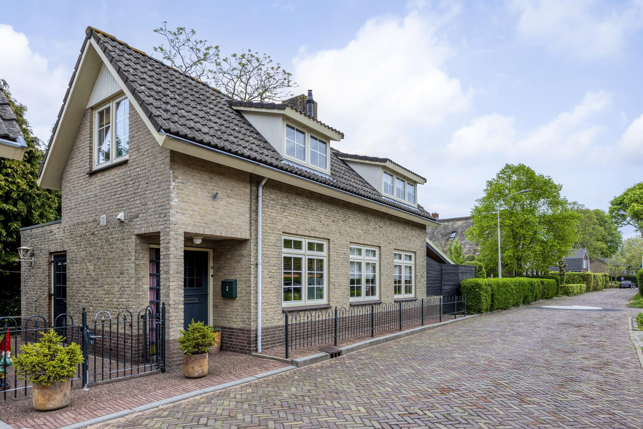 BL100460-12150-Dorpsstraat-3,-Aalst-226559250