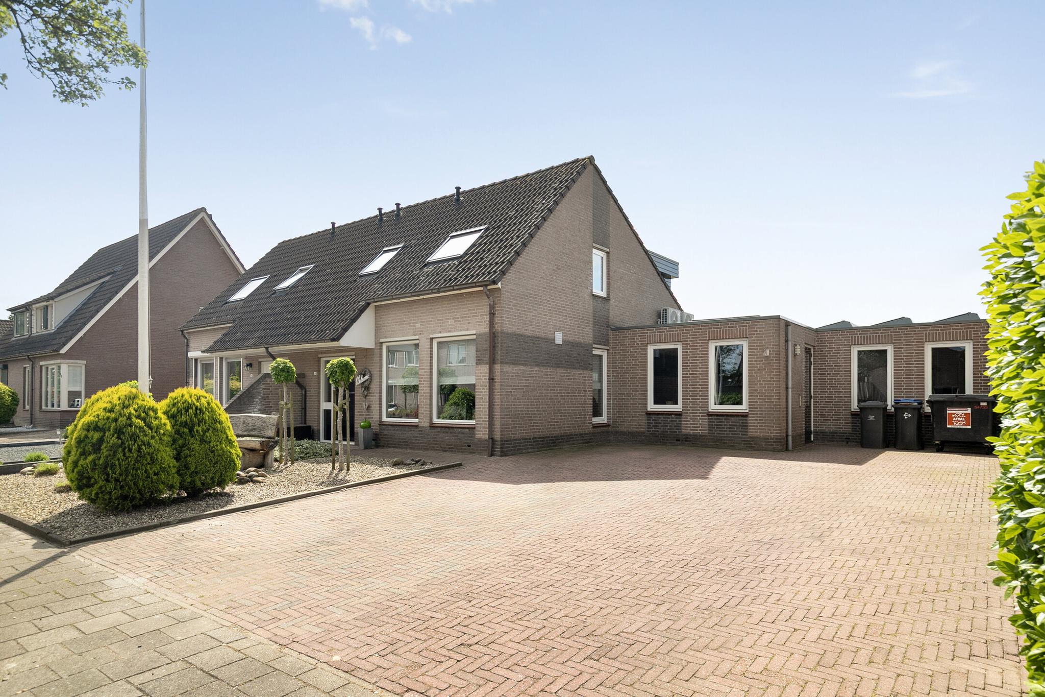 BL100461-12433-Willem-van-Oranjestraat-40,-Poederoijen-229499470