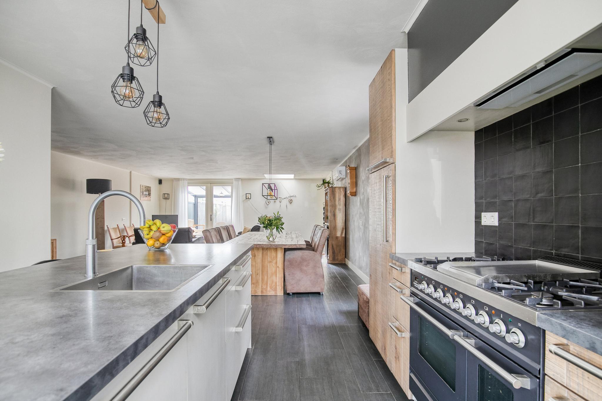 BL100461-12433-Willem-van-Oranjestraat-40,-Poederoijen-229499544