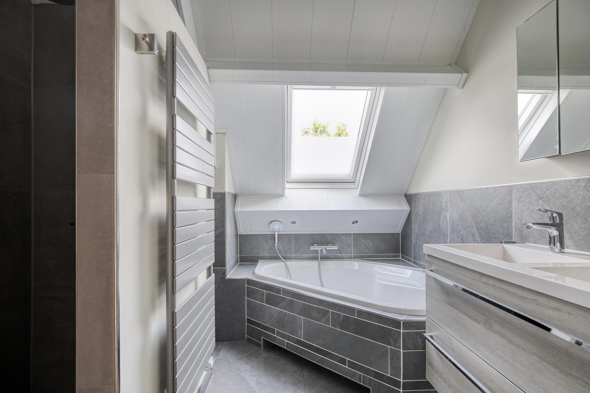 BL100461-12433-Willem-van-Oranjestraat-40,-Poederoijen-229499686