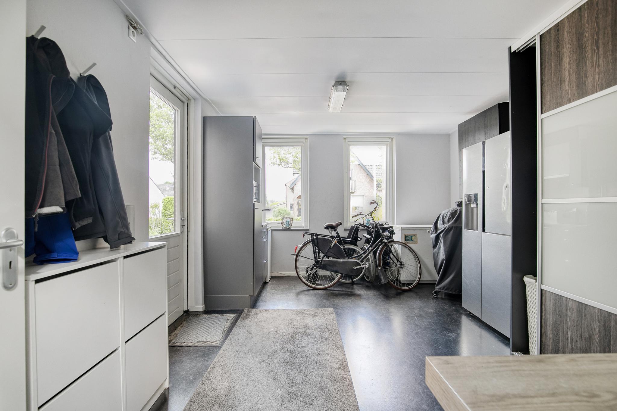 BL100461-12433-Willem-van-Oranjestraat-40,-Poederoijen-229499716