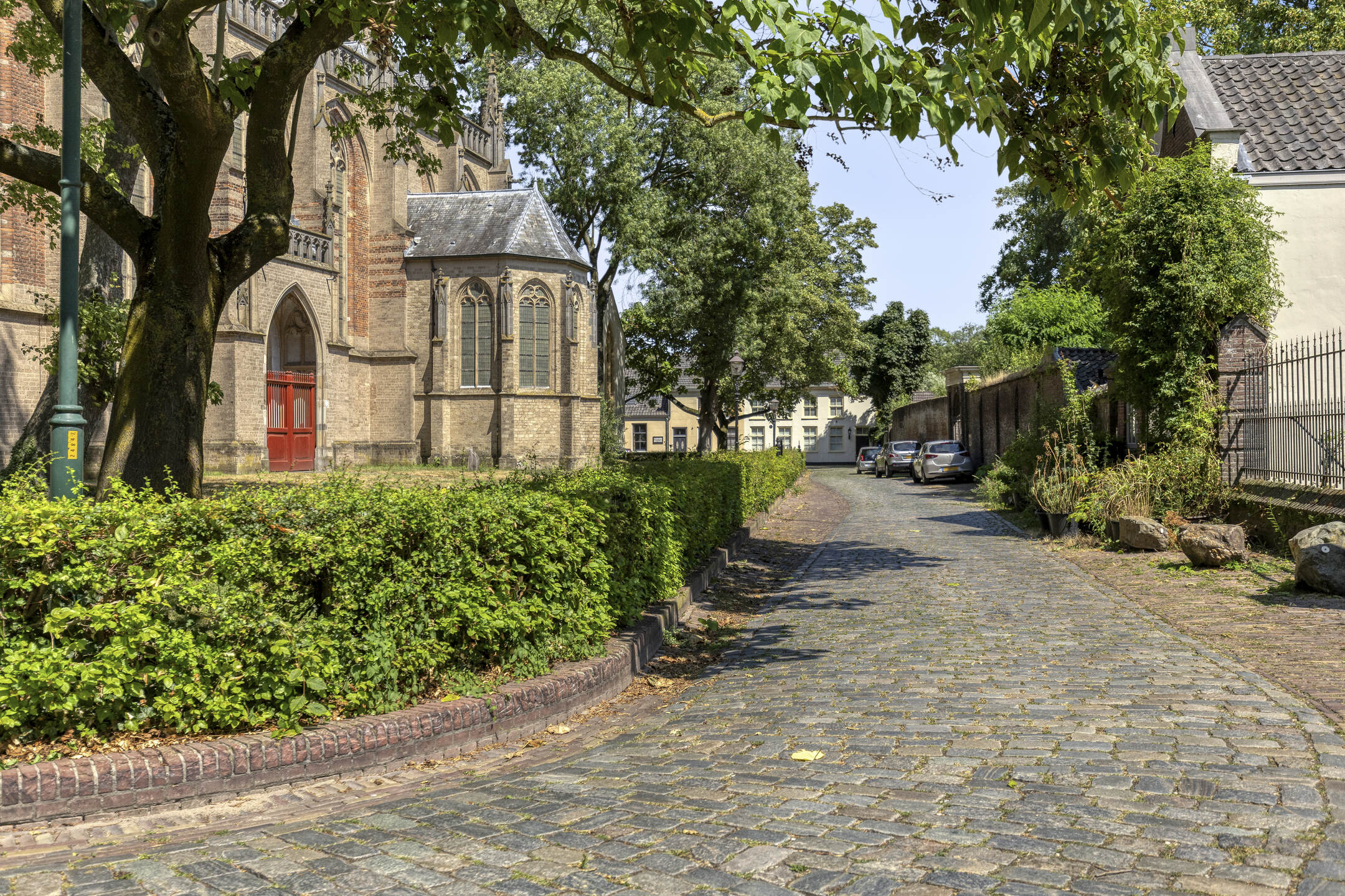 ZL100405-18297-Kerkplein-9,-Zaltbommel-288048737