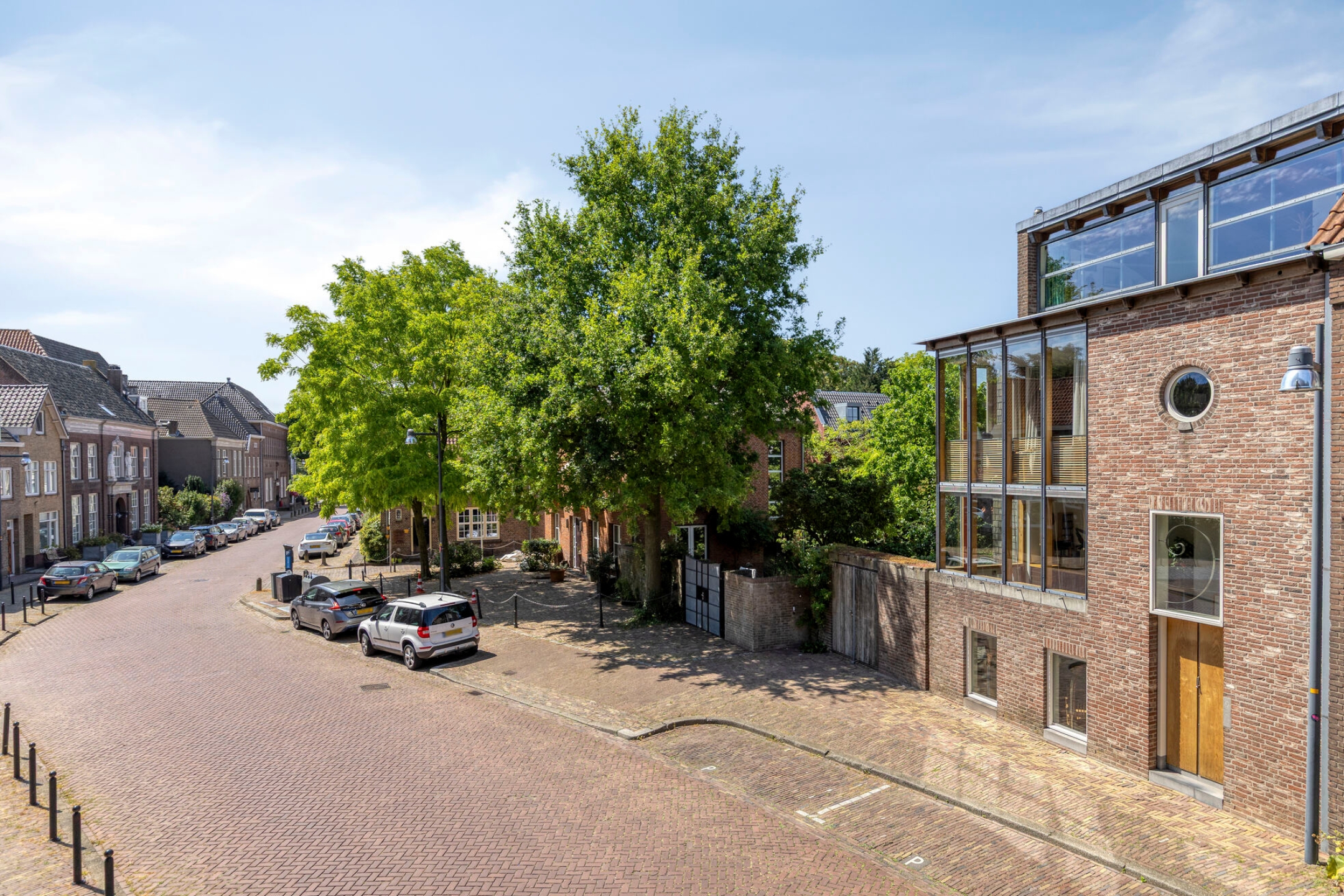 ZL100405-18297-Kerkplein-9,-Zaltbommel-289839071