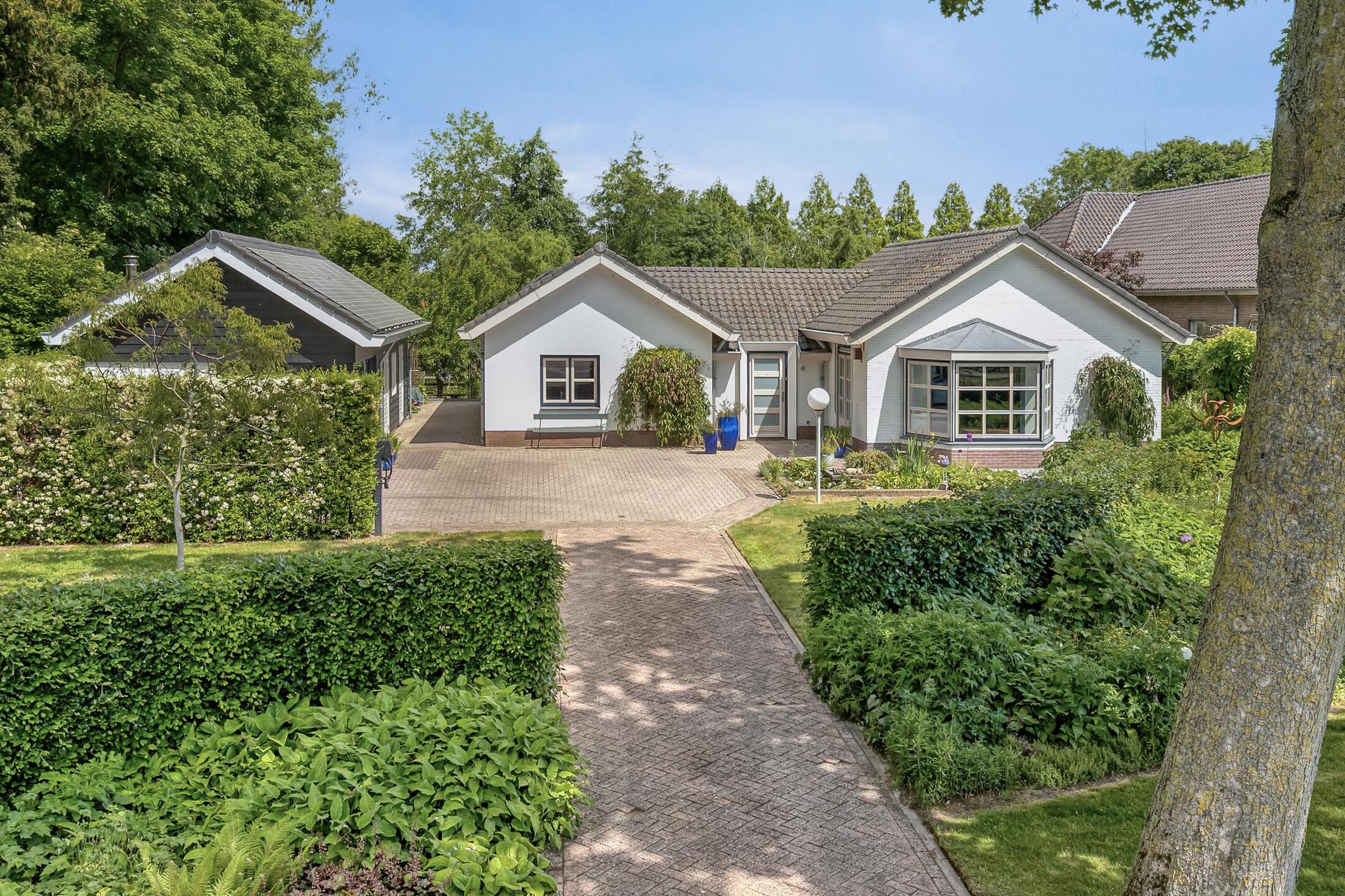 ZL100675-12693-Dorpsstraat-4,-Bruchem-231841774