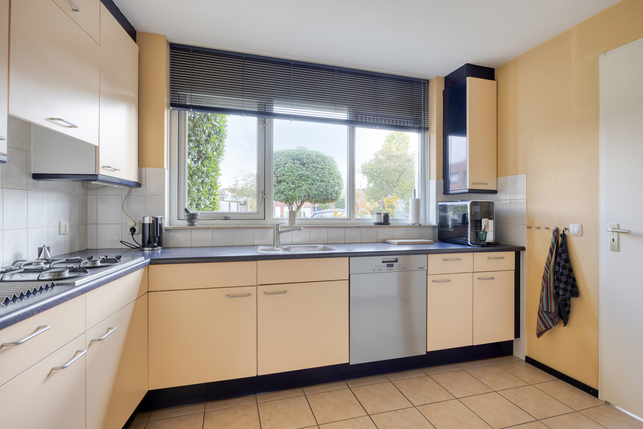 ZL100699-15592-Bisschop-Ludgerstraat-12,-Zaltbommel-249320948