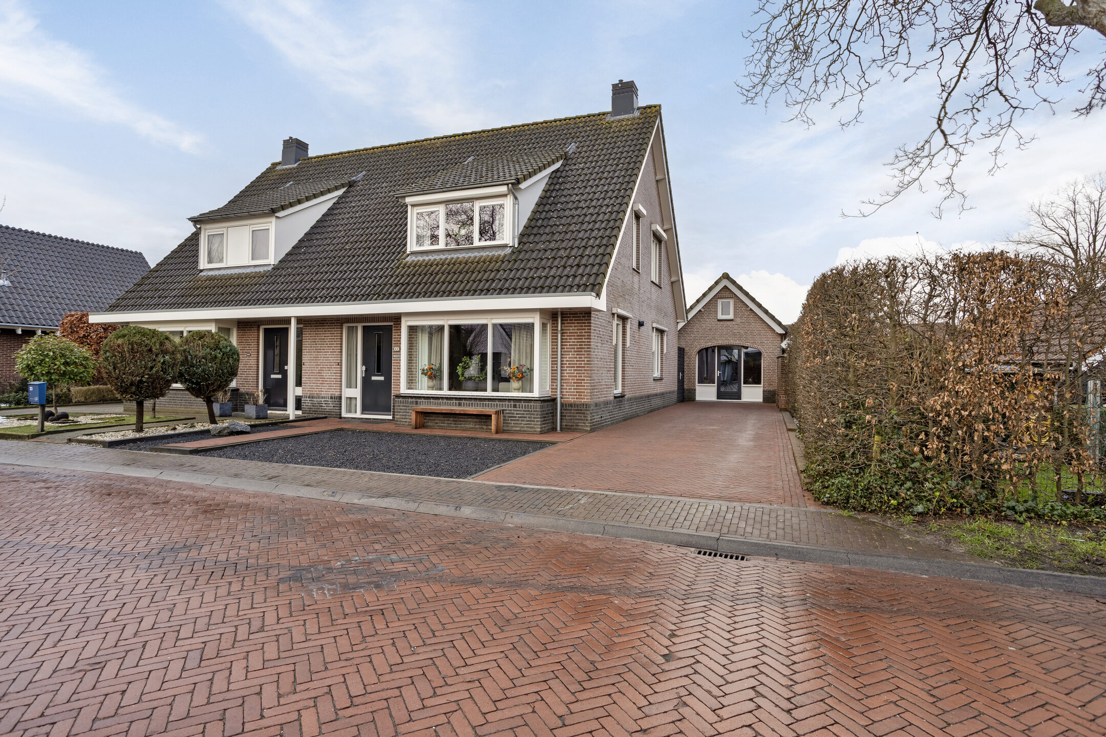ZL100726-15195-Kruispad-25,-Brakel-260077472