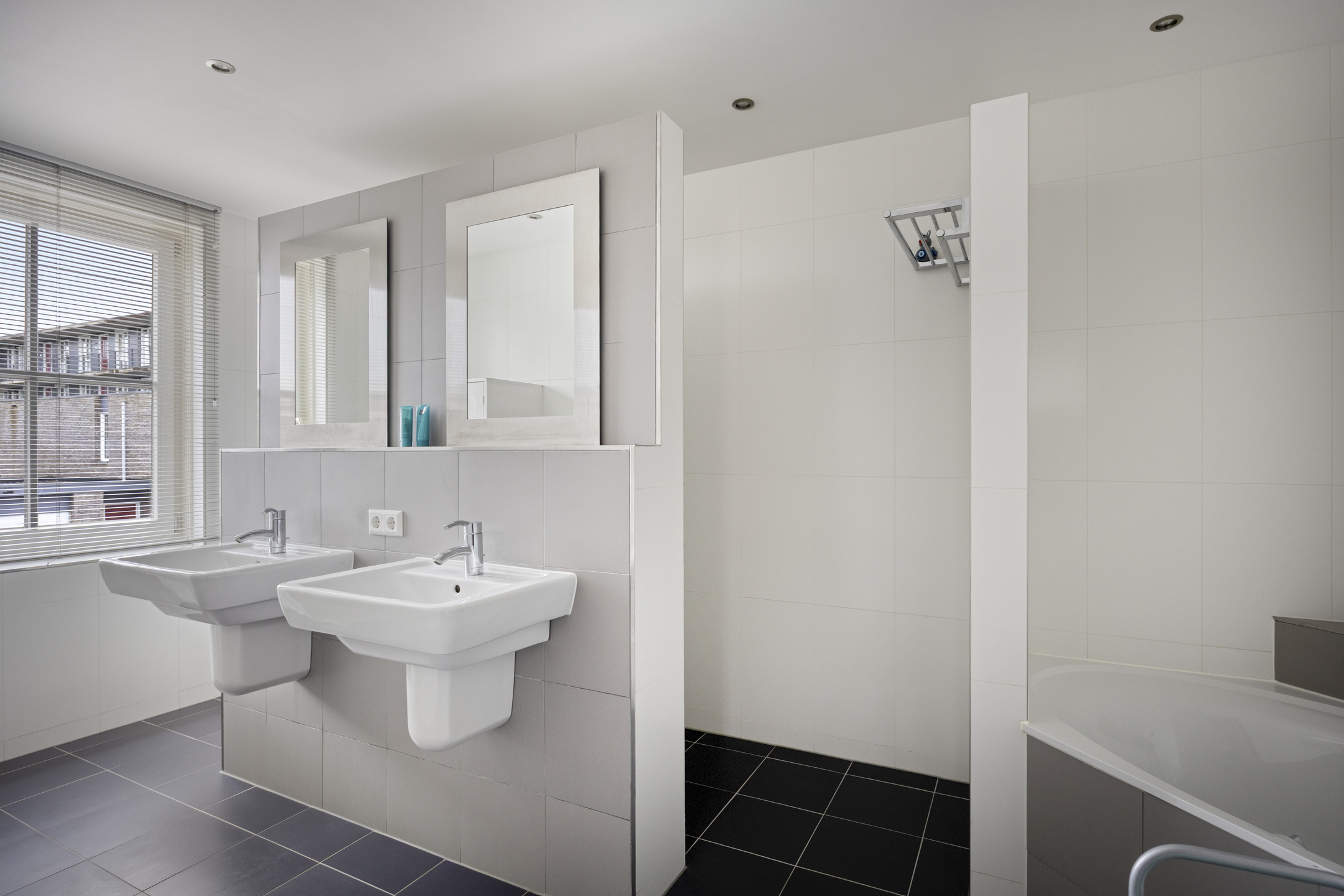 ZL100742-16061-Harrie-van-de-Laakstraat-14,-Zaltbommel-267867358