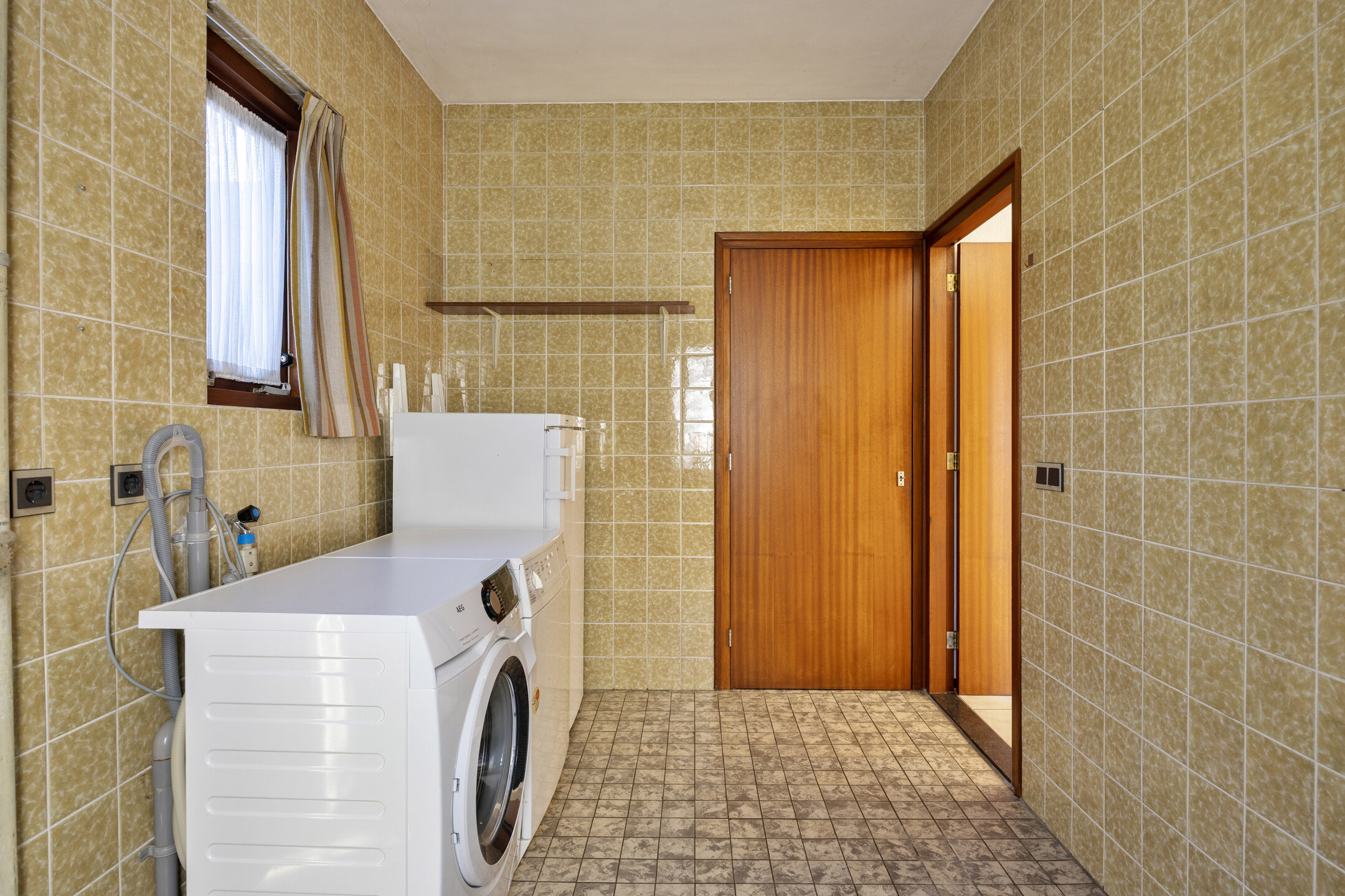 ZL100744-16588-Steenweg-72c,-Zaltbommel-272646640