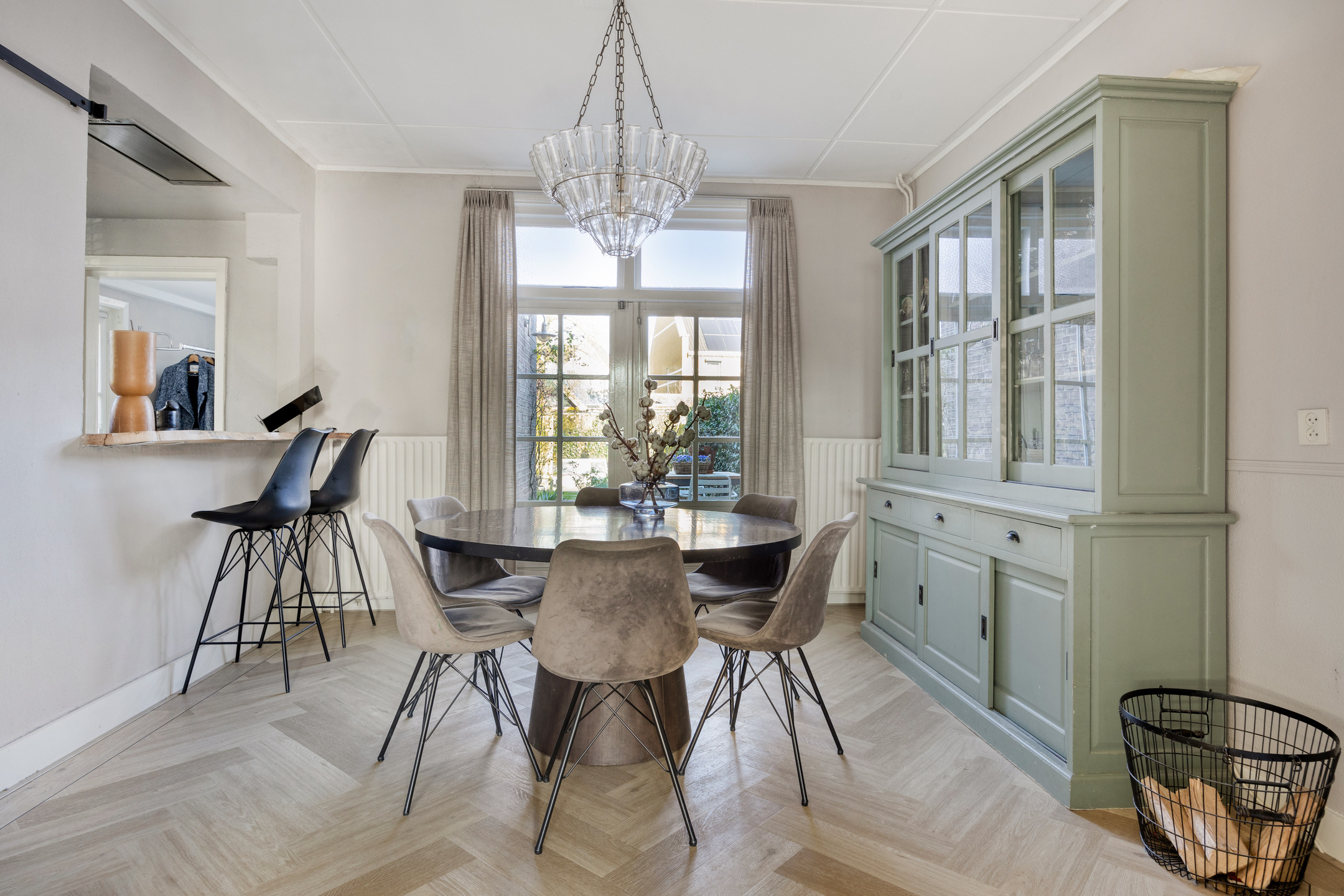 ZL100748-15926-Koningin-Wilhelminaweg-41,-Zaltbommel-266800898