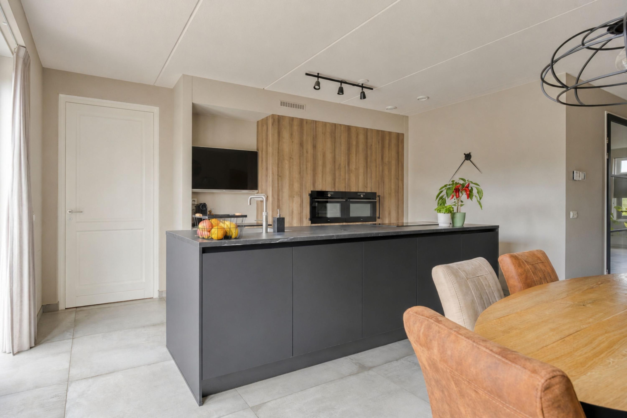 ZL100782-17350-Johanna-Westerdijklaan-18,-Zaltbommel-280078408