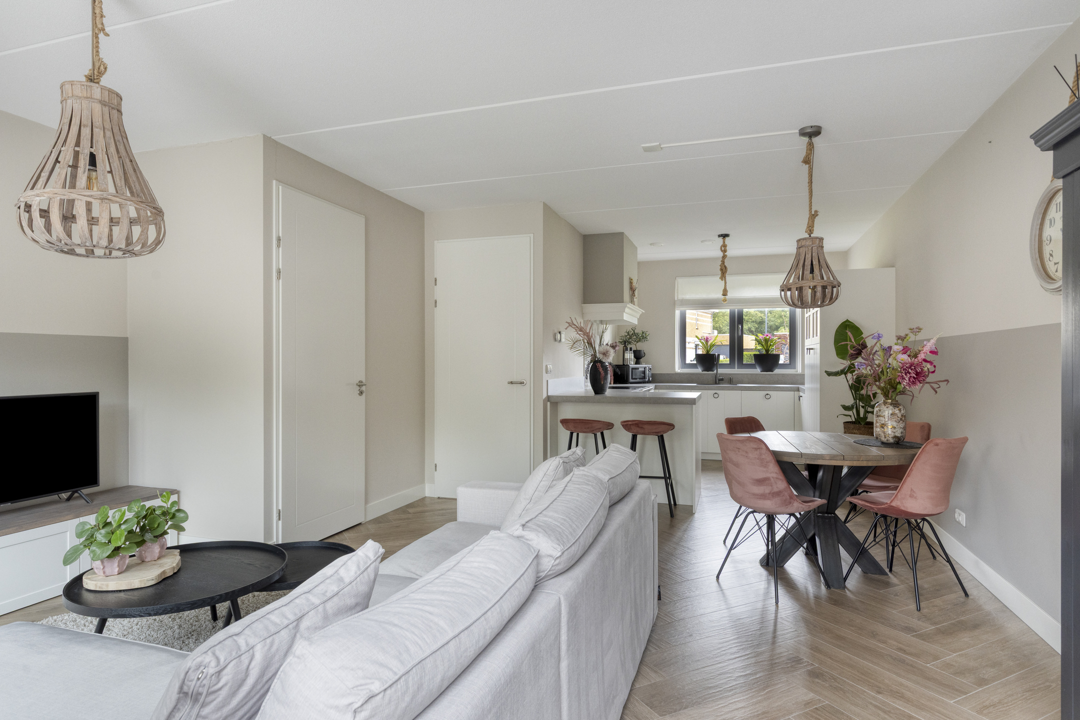 ZL100798-18101-Tinbergenplantsoen-37,-Zaltbommel-288502819