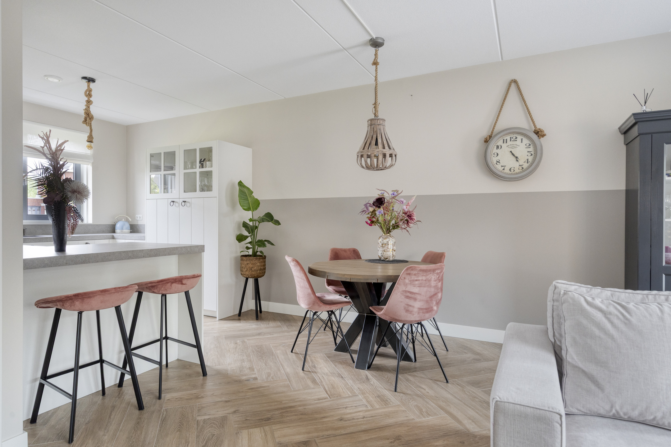 ZL100798-18101-Tinbergenplantsoen-37,-Zaltbommel-288502825