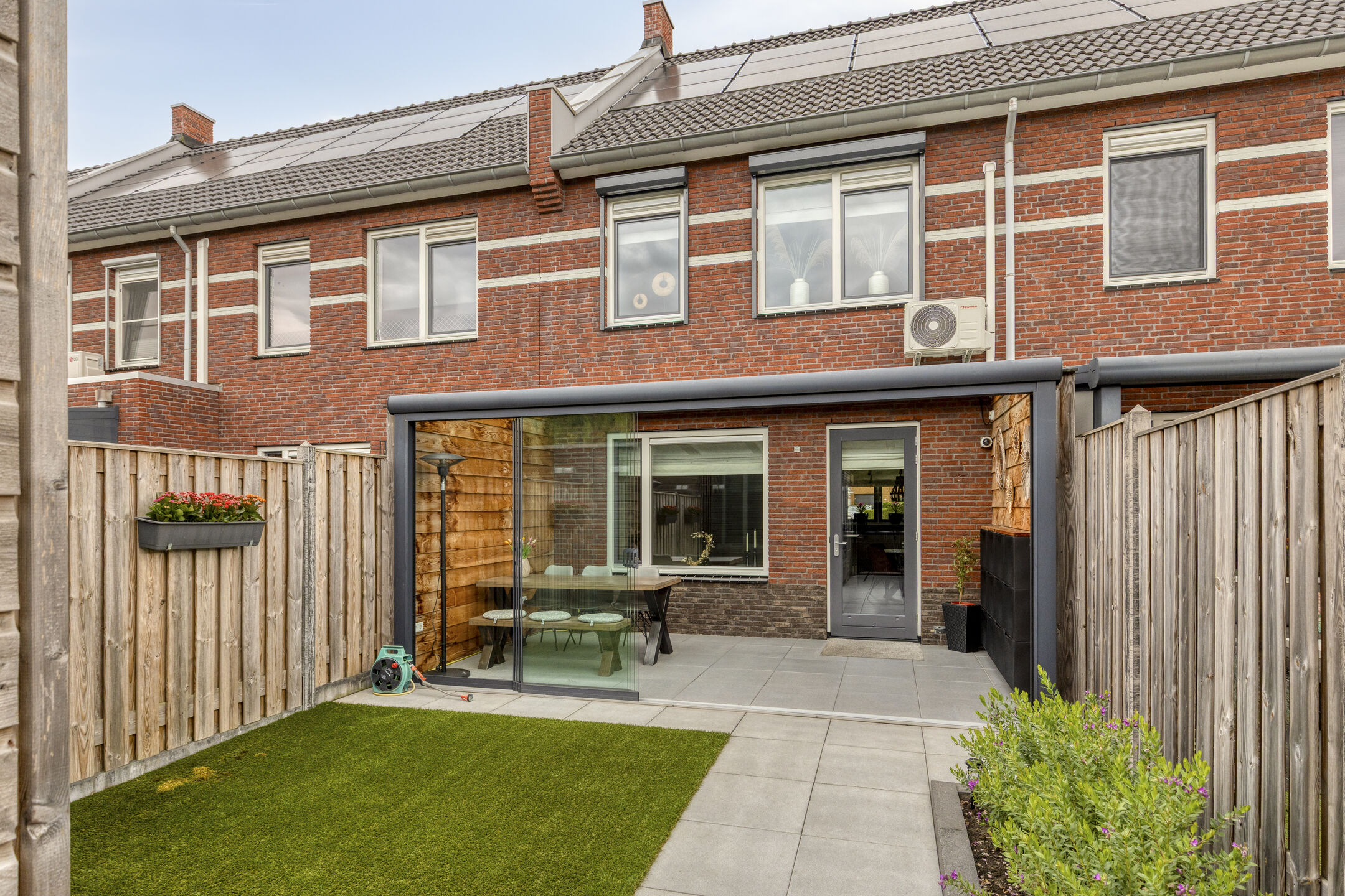 ZL100798-18101-Tinbergenplantsoen-37,-Zaltbommel-289045609