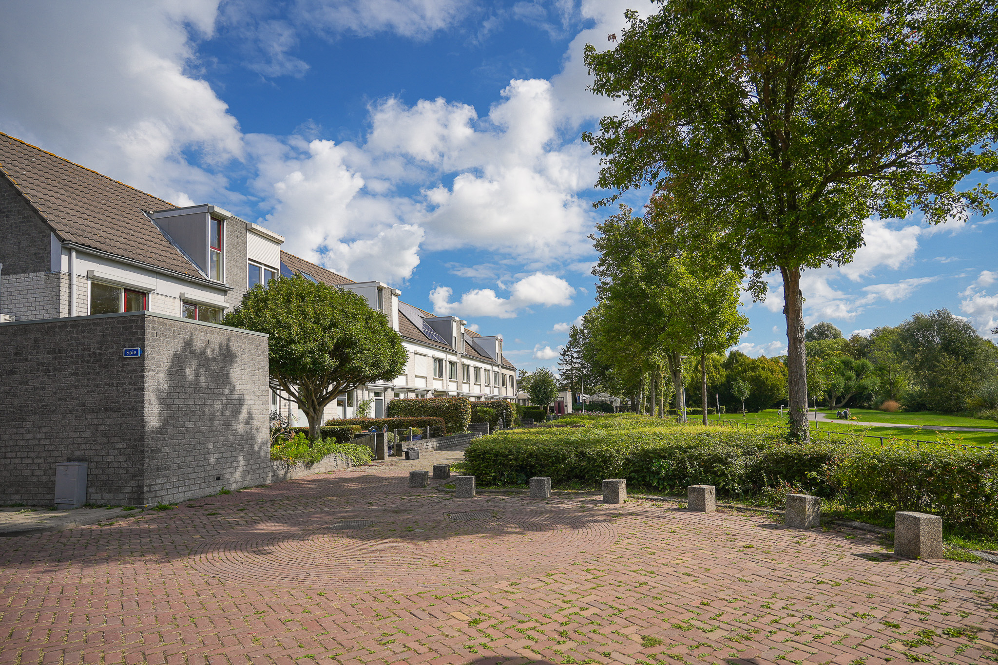 ZL100809-18728-Oeverwal-16,-Zaltbommel-293056139
